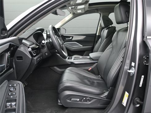 Certified 2025 Acura MDX SH-AWD w/ Technology Package image 7