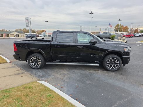 New 2026 RAM 1500 Laramie w/ Sport Appearance Package AWD/4WD image 4