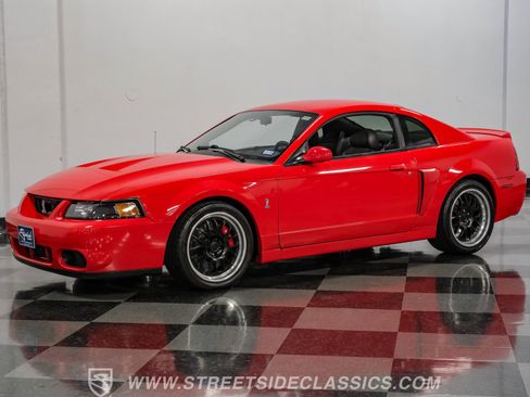 Used 2004 Ford Mustang Cobra RWD image 6