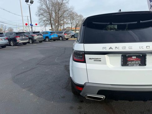 Used 2019 Land Rover Range Rover Sport SE image 63