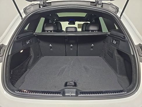 Used 2026 Mercedes-Benz GLC 300 4MATIC image 13