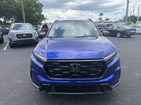 Used 2025 Honda CR-V Sport image 2