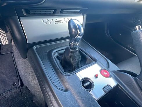 Used 2005 Honda S2000 image 19