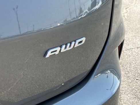 Used 2023 Ford Edge Titanium AWD/4WD image 13