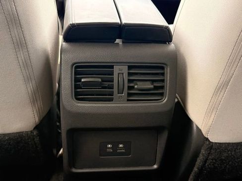 Certified 2023 Nissan Rogue SV AWD/4WD image 20