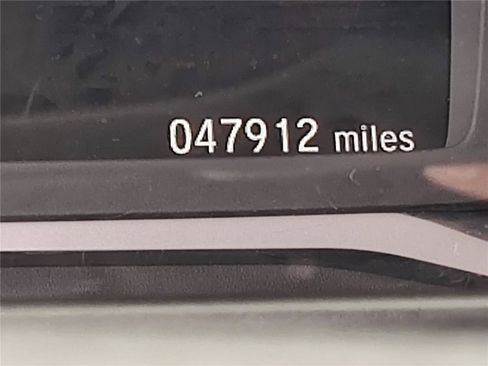 Used 2021 Honda Pilot Special Edition image 32