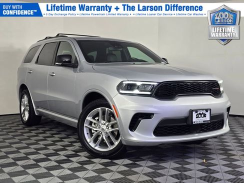 Used 2024 Dodge Durango GT image 1
