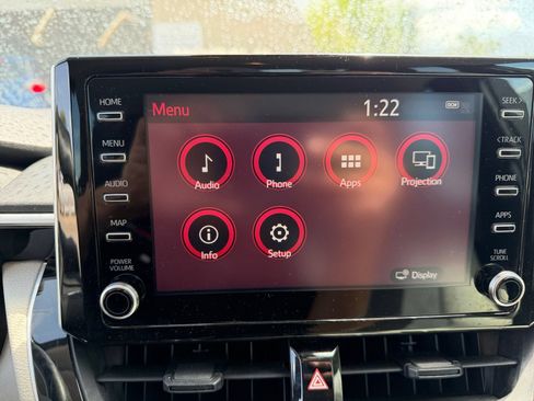 Used 2020 Toyota Corolla LE w/ LE Convenience Package FWD image 22