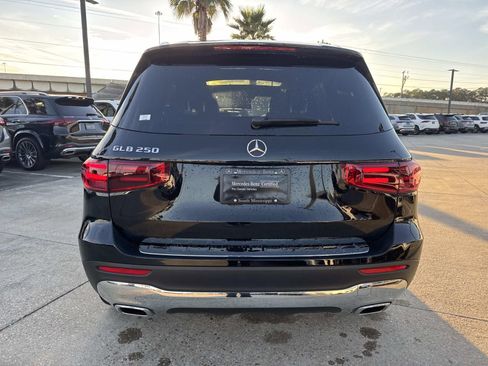 Used 2026 Mercedes-Benz GLB 250 GLB 250 image 6
