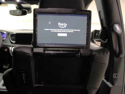 New 2026 Chrysler Pacifica Select image 31