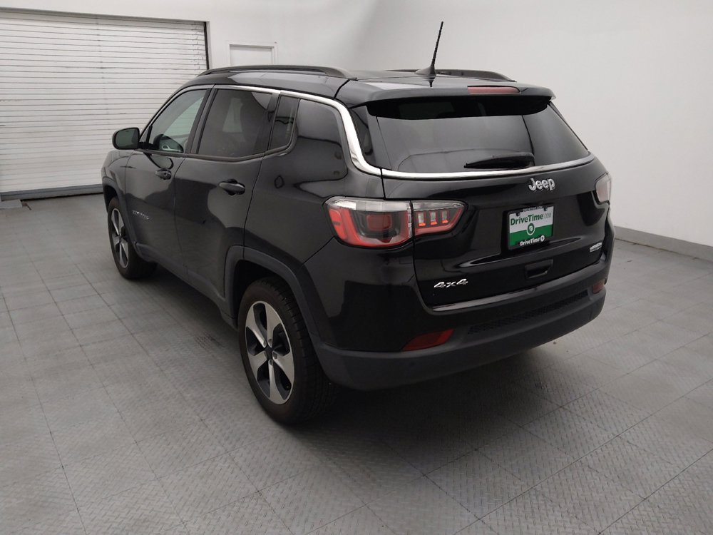 Used 2018 Jeep Compass Latitude w/ Popular Equipment Group AWD/4WD image 5