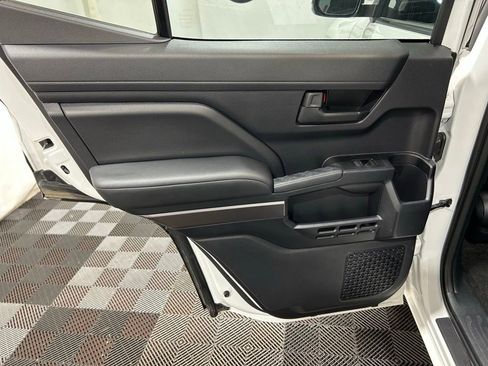 Used 2025 Toyota 4Runner SR5 image 20