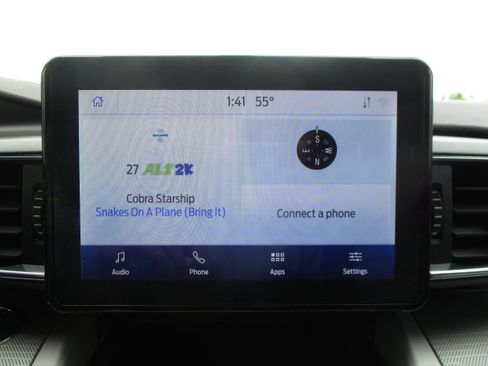 Used 2024 Ford Explorer XLT w/ Equipment Group 202A AWD/4WD image 23