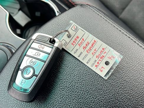 Used 2019 Ford Explorer XLT w/ XLT Sport Appearance Package image 41