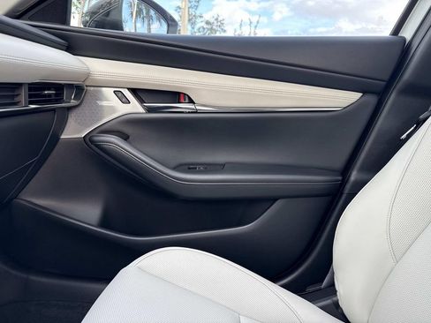 New 2026 MAZDA MAZDA3 2.5 Turbo Sedan w/Premium Plus image 30