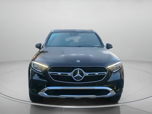 Used 2025 Mercedes-Benz GLC 300 image 7