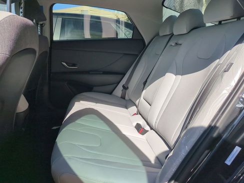 New 2026 Hyundai Elantra Limited image 14