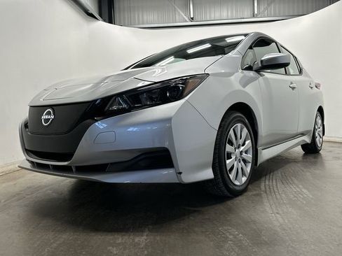 Used 2023 Nissan Leaf S image 28