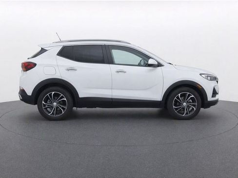 Used 2023 Buick Encore GX Select w/ Safety Package II FWD image 2