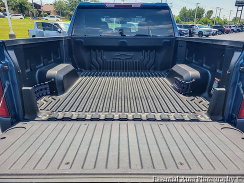 Used 2024 Chevrolet Silverado 1500 LT AWD/4WD image 23