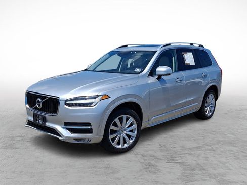Used 2018 Volvo XC90 T6 Momentum w/ Convenience Package AWD/4WD image 1