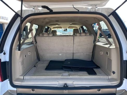 Used 2014 Ford Expedition EL XLT w/ Equipment Group 202A AWD/4WD image 7