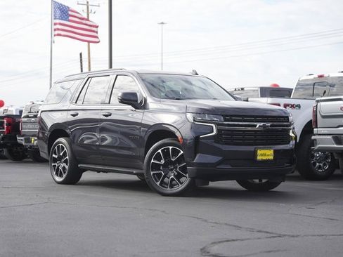 Used 2022 Chevrolet Tahoe RST w/ Sport Performance Package image 2
