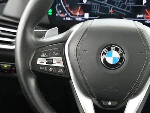Used 2020 BMW X5 xDrive40i w/ Premium Package AWD/4WD image 11