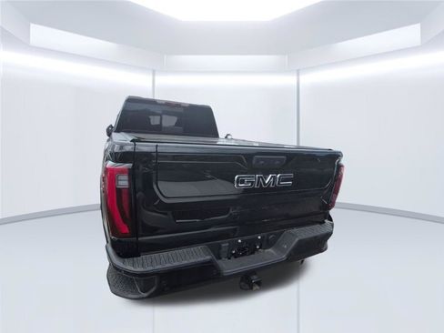 Used 2024 GMC Sierra 3500 Denali w/ Denali Reserve Package AWD/4WD image 2