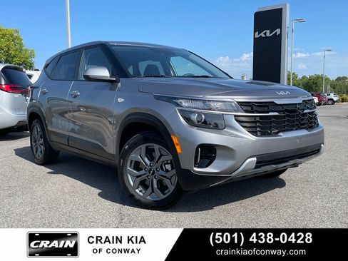 Certified 2026 Kia Seltos LX AWD/4WD image 1