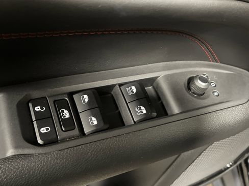 Used 2024 Jeep Compass Trailhawk w/ Trailhawk Elite Group image 8