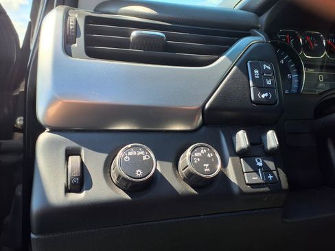 Used 2015 Chevrolet Tahoe LT w/ Max Trailering Package AWD/4WD image 22
