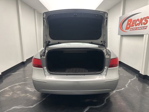 Used 2010 Hyundai Sonata GLS image 24
