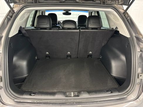 Used 2019 Jeep Compass Trailhawk w/ Cold Weather Group AWD/4WD image 35
