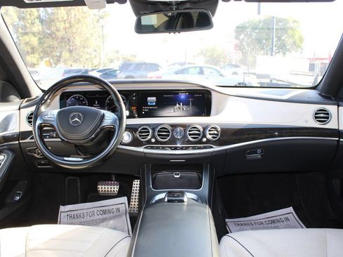 Used 2015 Mercedes-Benz S 550 Sedan image 23