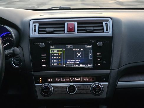 Used 2017 Subaru Outback 2.5i Limited image 21