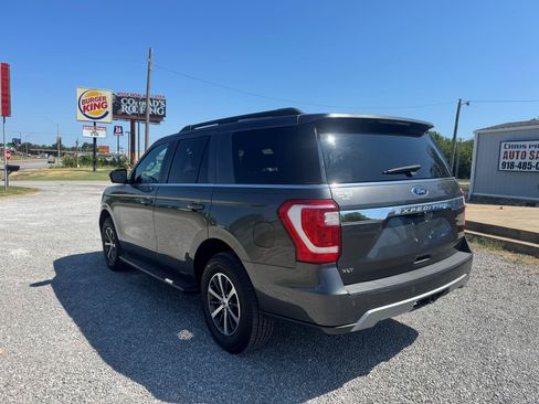 Used 2020 Ford Expedition XLT RWD image 5