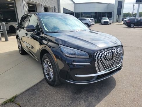 Certified 2024 Lincoln Corsair AWD w/ Equipment Group 101A image 9