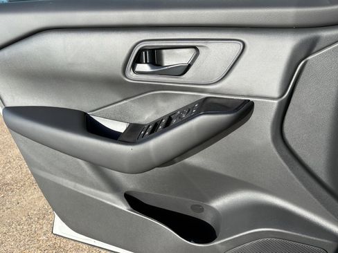 New 2026 Nissan Rogue S image 15