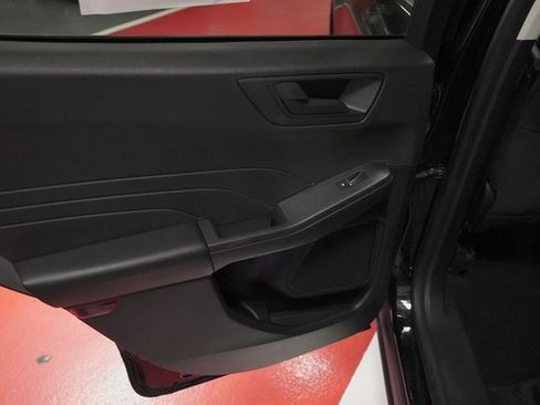 Used 2022 Ford Escape SE w/ Convenience Package image 24