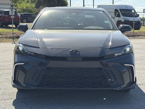 Used 2026 Toyota Camry SE w/ Multimedia Upgrade Package image 29