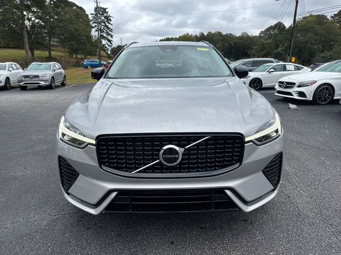 Certified 2025 Volvo XC60 B5 Core w/ Climate Package image 10