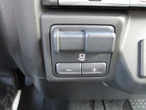 Used 2020 Chevrolet Silverado 1500 Custom w/ Rally Edition image 21