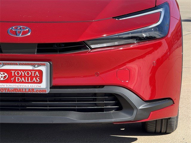 Certified 2026 Toyota Prius LE FWD image 8