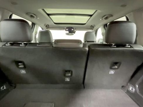 Used 2023 Jeep Grand Cherokee 4WD 4xe image 13