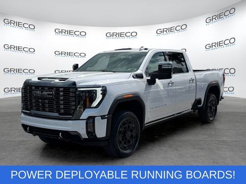Used 2024 GMC Sierra 2500 Denali Ultimate w/ Max Trailering Package AWD/4WD image 3