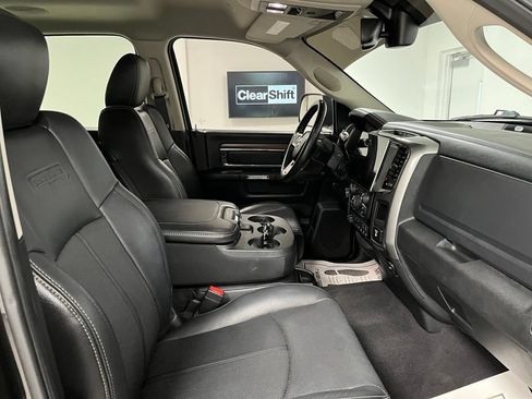 Used 2018 RAM 2500 Laramie w/ Sport Appearance Group AWD/4WD image 58