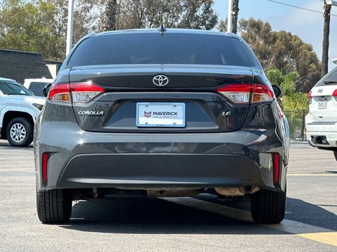Used 2024 Toyota Corolla LE FWD image 4