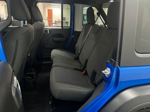 Used 2024 Jeep Wrangler Sport S image 25