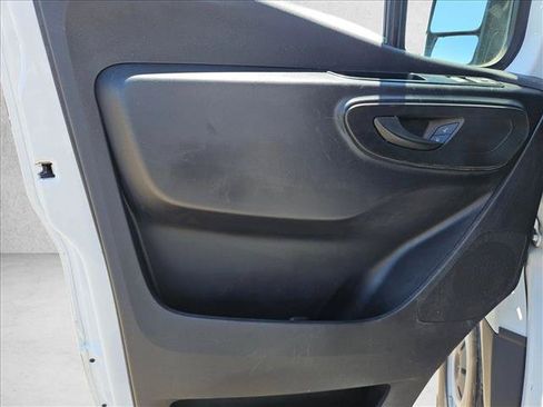 Used 2023 Mercedes-Benz Sprinter 2500 image 18